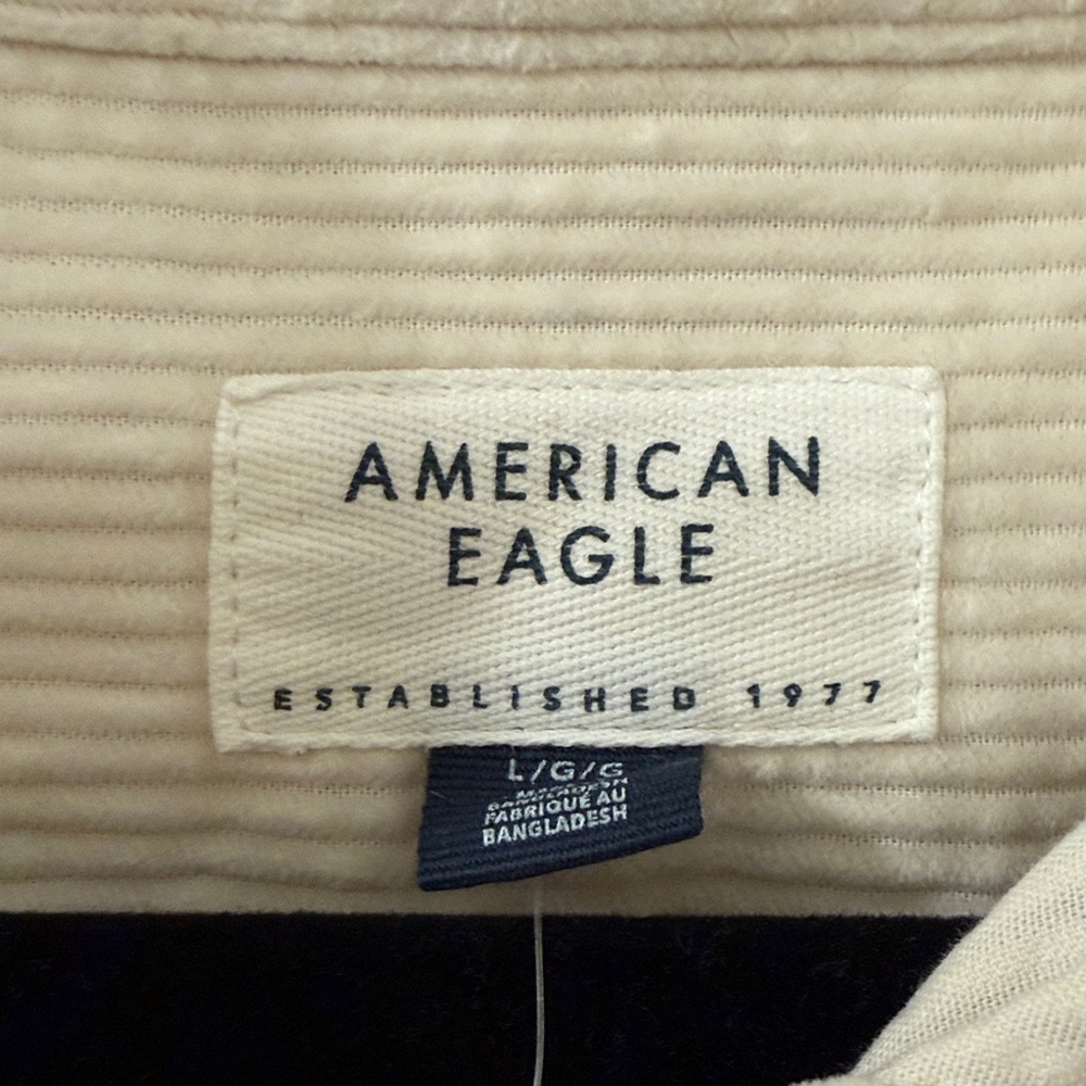 American Eagle corduroy cream button up - Picture 4 of 4